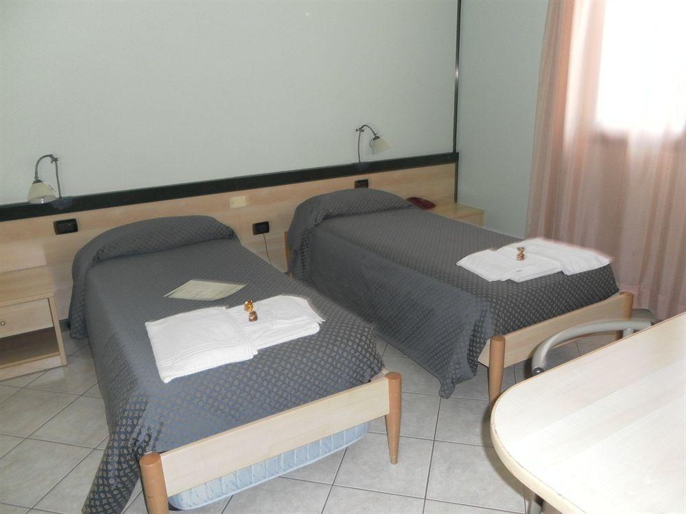 Hotel Gran Delta Di Alba-Invest Srl Rosolina Eksteriør bilde