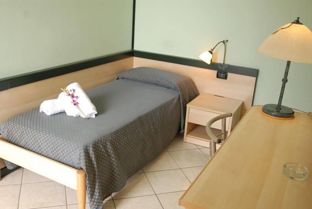 Hotel Gran Delta Di Alba-Invest Srl Rosolina Eksteriør bilde